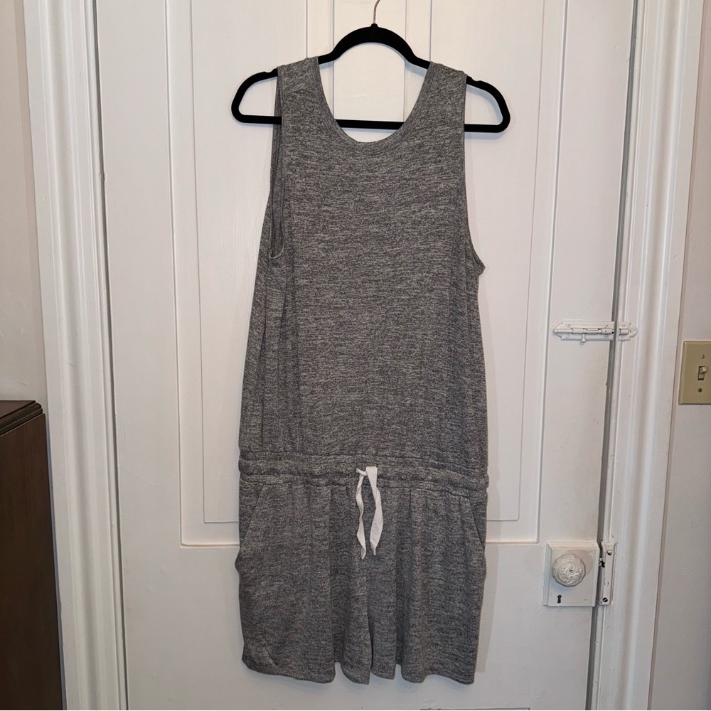 ✨time and tru gray tie waistband sleeveless romper✨